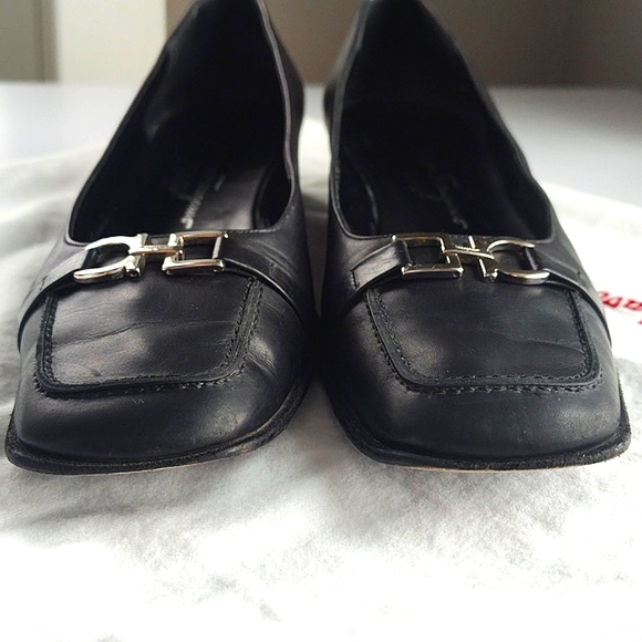 Vintage Salvatore Ferragamo Black Leather Pumps and Cloth Bag, Sz 10.5 Narrow - Picture 6 of 15